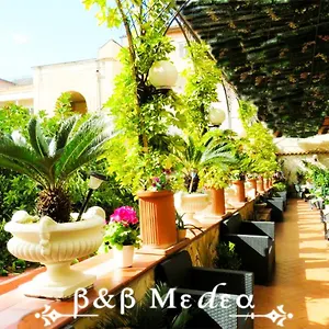 Bed & Breakfast Medea, Naples